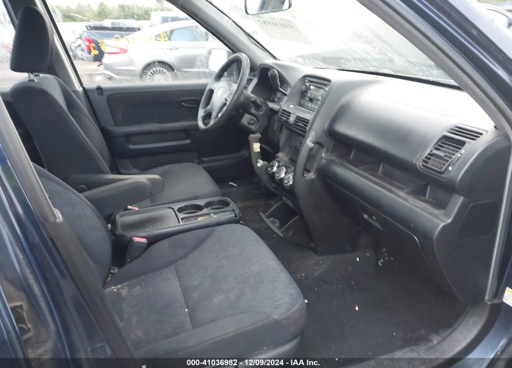 2006 HONDA CR-V LX VIN: JHLRD68516C020802