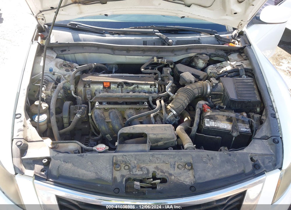2010 HONDA ACCORD 2.4 LX-P VIN: 1HGCP2F43AA061581