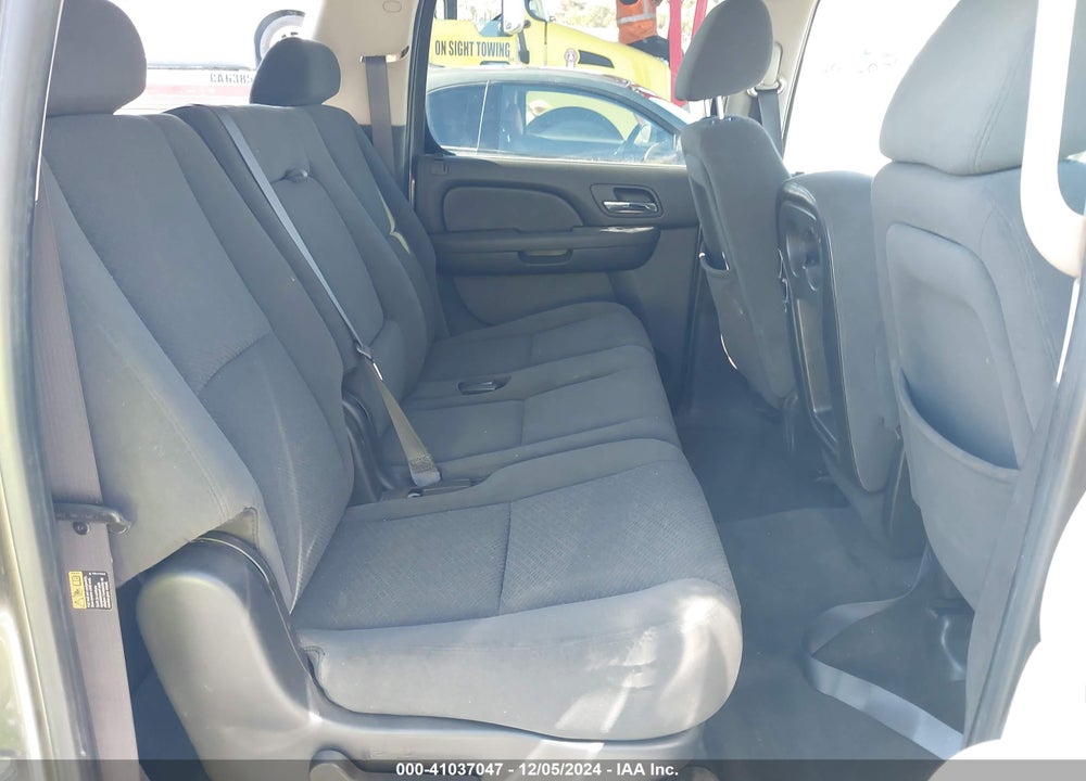 2007 CHEVROLET SUBURBAN 1500 LS VIN: 1GNFK16337J239436