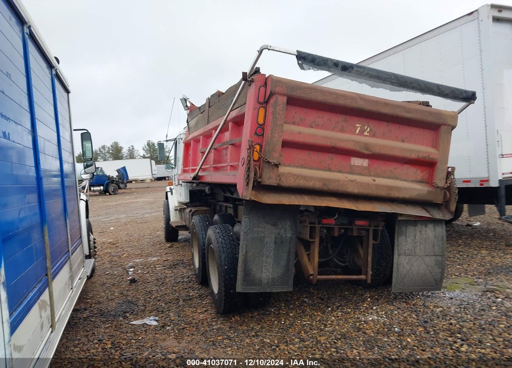 2004 FREIGHTLINER FL80 FL80 VIN: 1FVHBXDC24DN04028