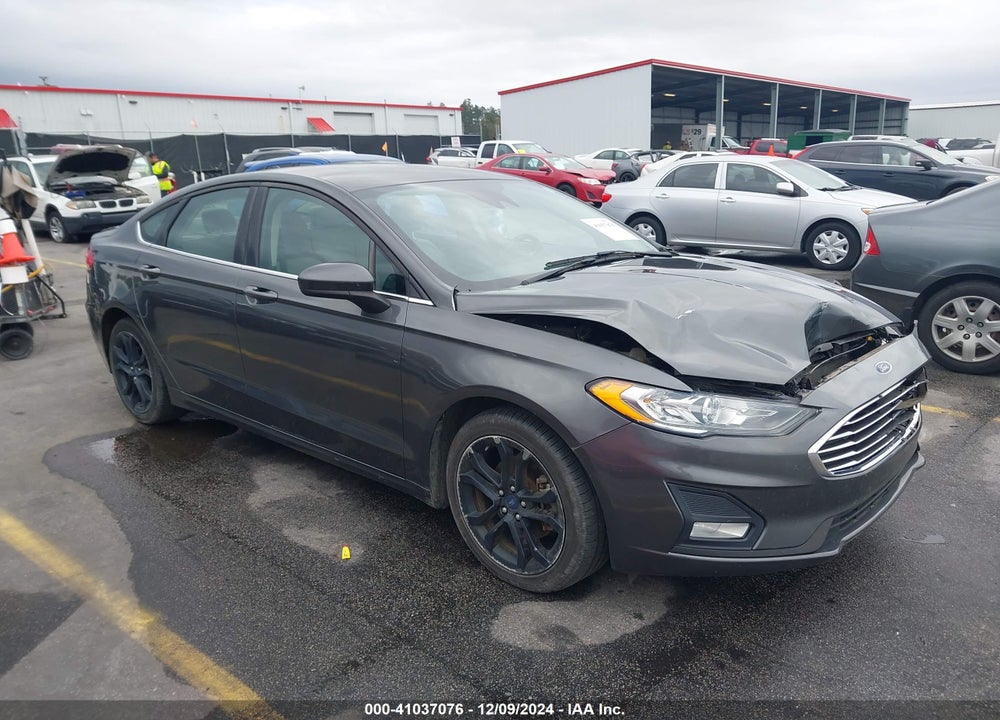 2019 FORD FUSION SE VIN: 3FA6P0HD7KR101932