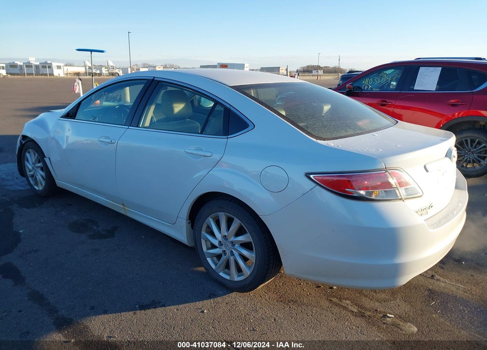 2011 MAZDA MAZDA6 VIN: 1YVHZ8CH3B5M25639