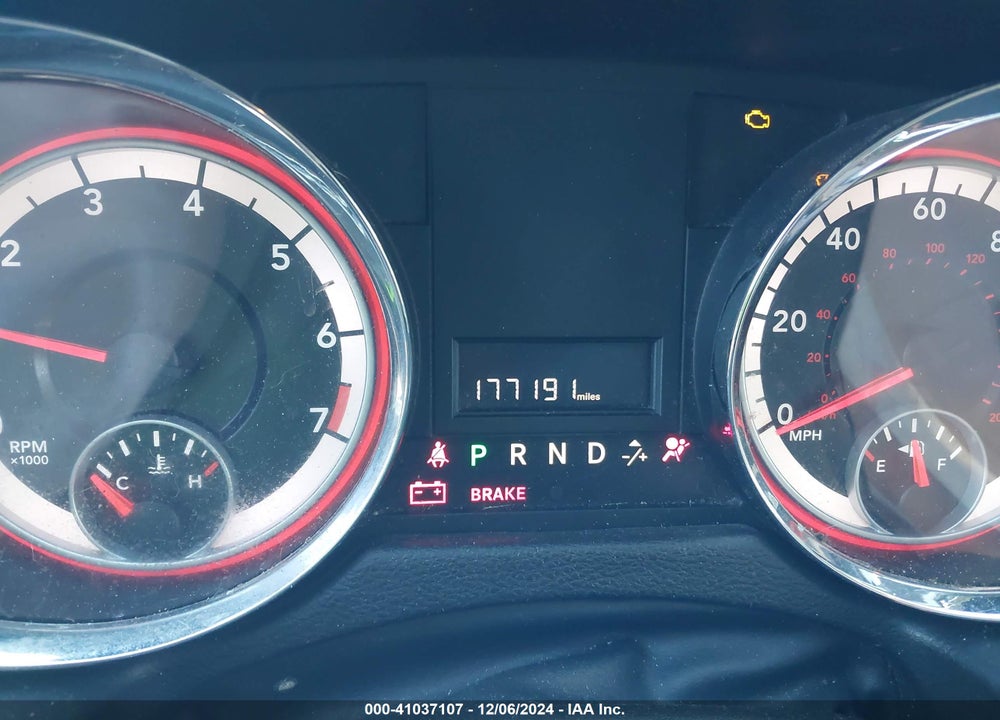 2013 DODGE GRAND CARAVAN SXT VIN: 2C4RDGCG9DR748528