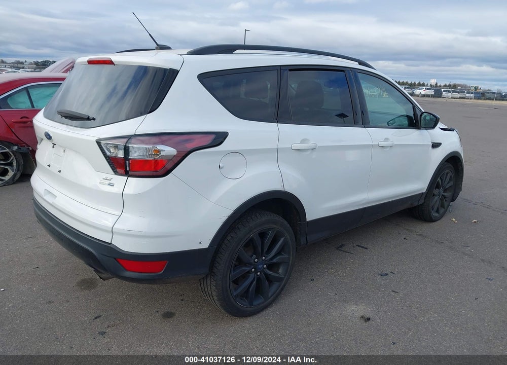 2017 FORD ESCAPE VIN: 1FMCU9GD8HUB90418