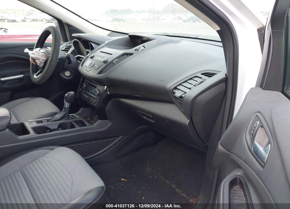 2017 FORD ESCAPE VIN: 1FMCU9GD8HUB90418
