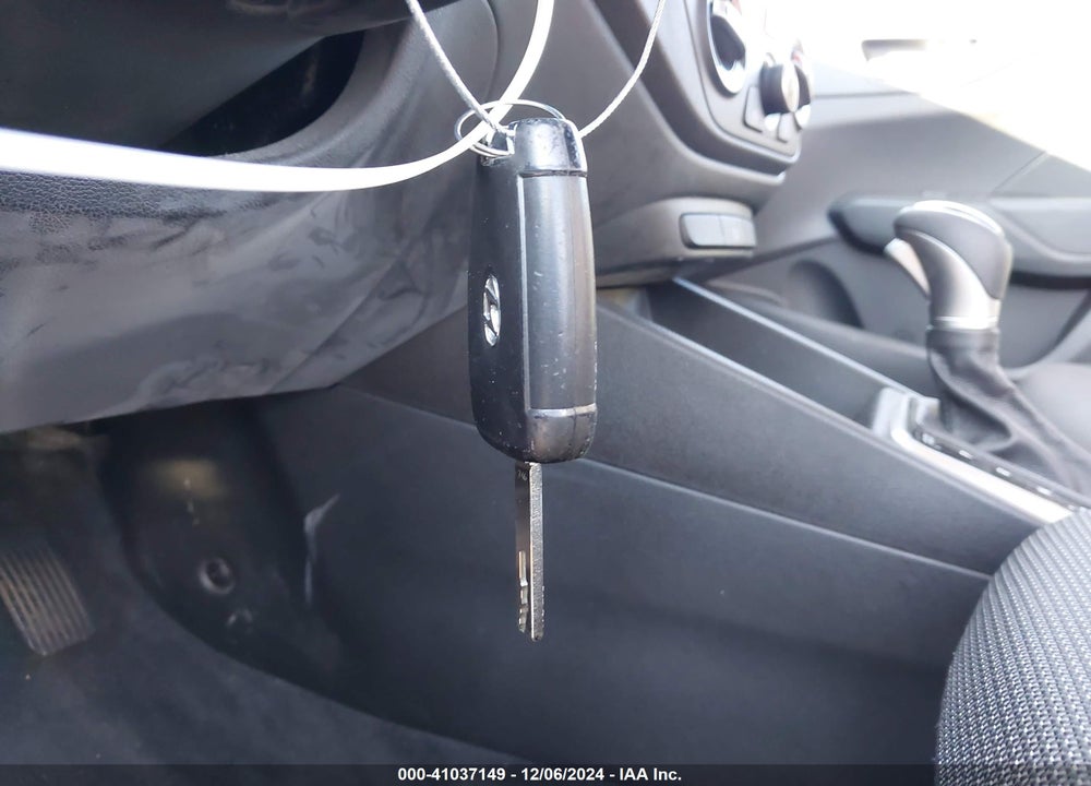 2019 HYUNDAI ACCENT VIN: 3KPC24A31KE067093