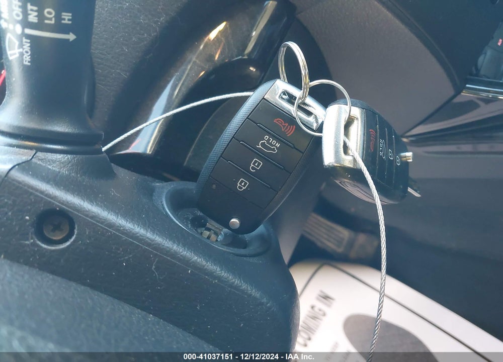 2015 KIA SORENTO LX V6 VIN: 5XYKTDA78FG601680