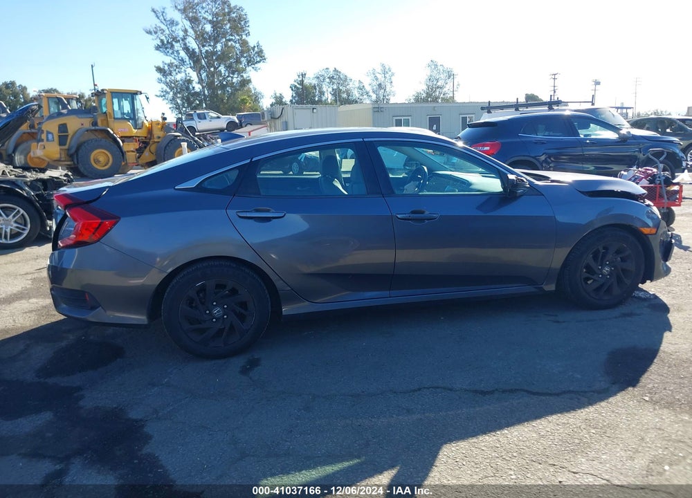 2017 HONDA CIVIC VIN: 2HGFC2F71HH512568