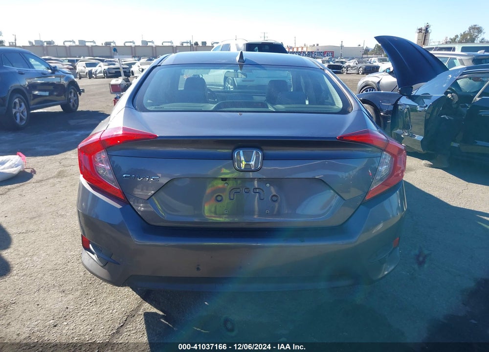 2017 HONDA CIVIC VIN: 2HGFC2F71HH512568