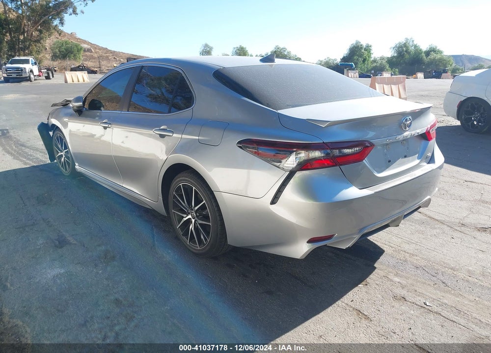 2021 TOYOTA CAMRY VIN: 4T1G11AK0MU536409