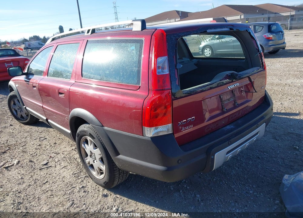 2005 VOLVO XC70 2.5T AWD VIN: YV1SZ592451189568