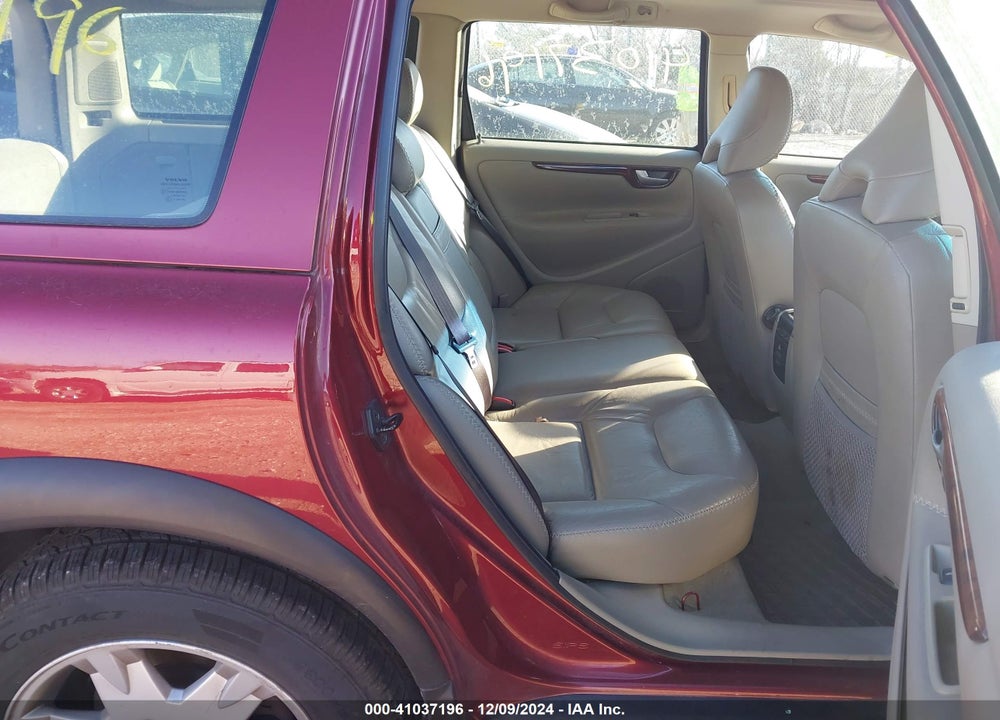 2005 VOLVO XC70 2.5T AWD VIN: YV1SZ592451189568