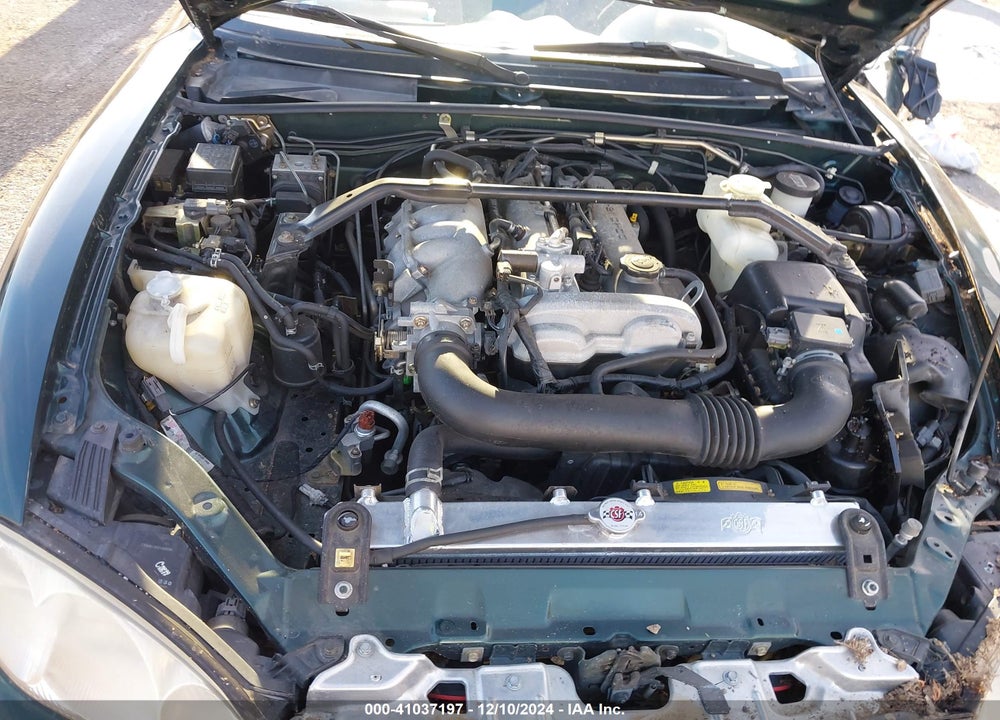 2001 MAZDA MX-5 MIATA LS/SPECIAL EDITION VIN: JM1NB353710214621
