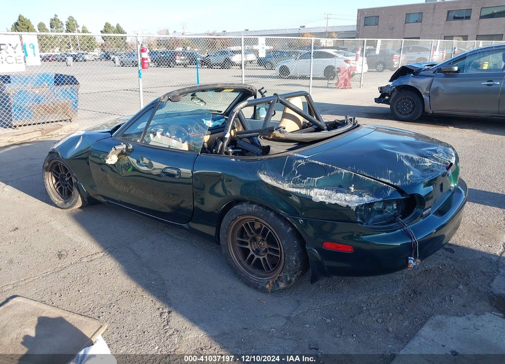 2001 MAZDA MX-5 MIATA LS/SPECIAL EDITION VIN: JM1NB353710214621