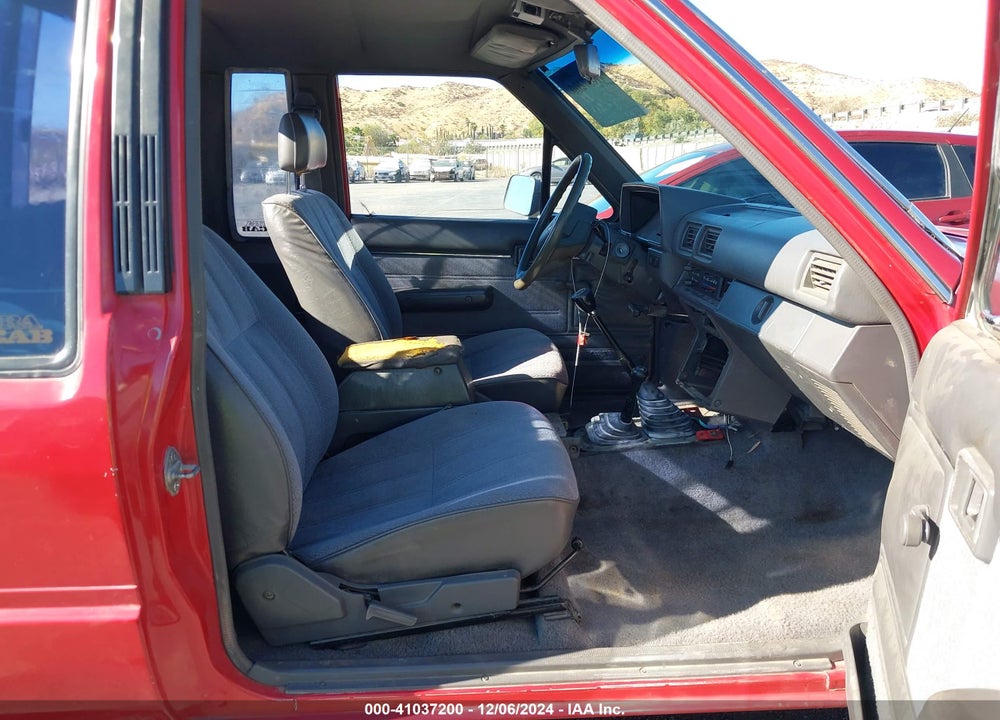 1988 TOYOTA PICKUP SHORT BED XTRACAB VN67SR5 VIN: JT4VN67M4J0011216
