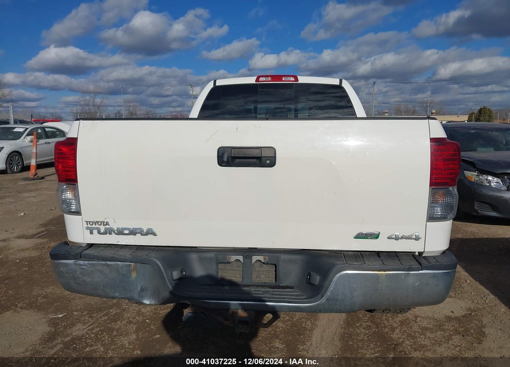 2013 TOYOTA TUNDRA GRADE 5.7L V8 VIN: 5TFUW5F18DX312187
