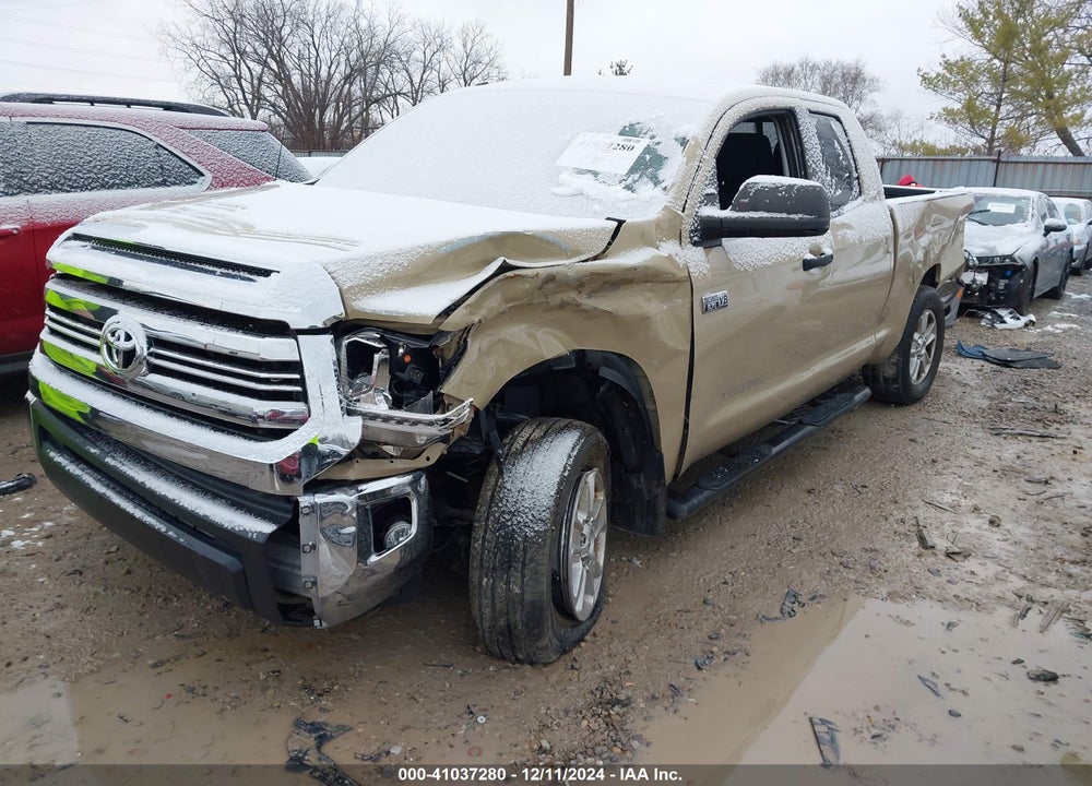 2017 TOYOTA TUNDRA SR5 5.7L V8 VIN: 5TFUW5F16HX625549