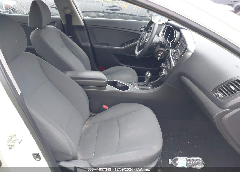 2015 KIA OPTIMA VIN: KNAGM4A71F5653953