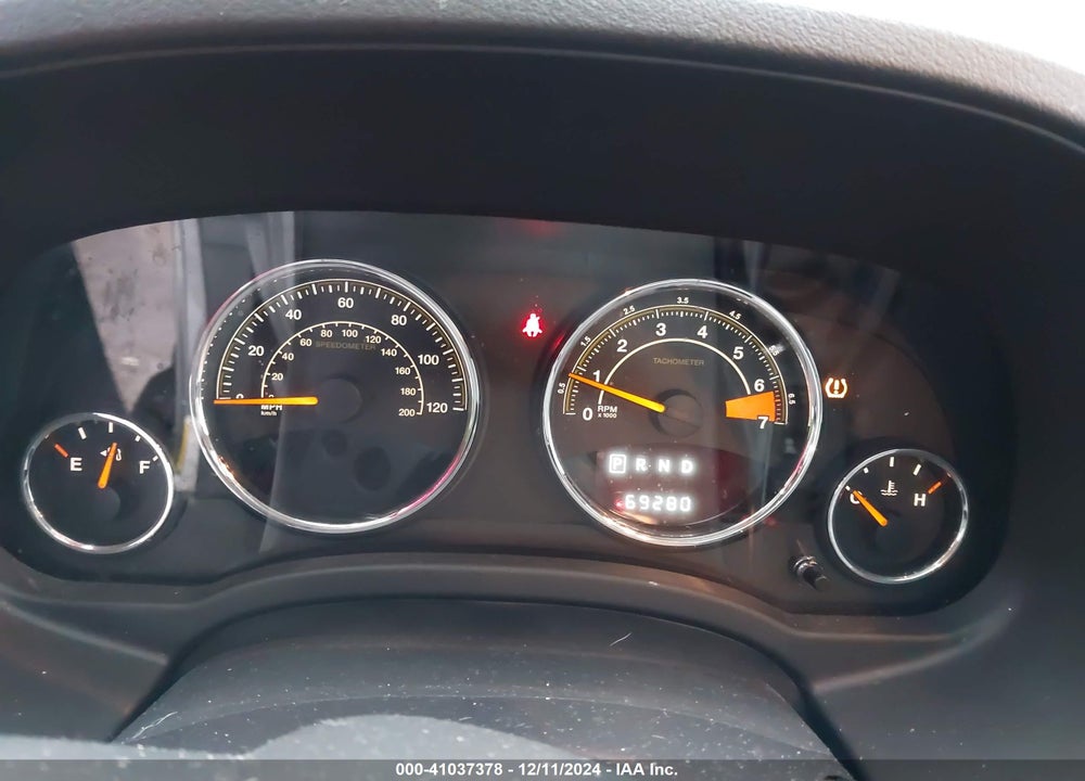 2015 JEEP COMPASS HIGH ALTITUDE EDITION VIN: 1C4NJDEB4FD385875