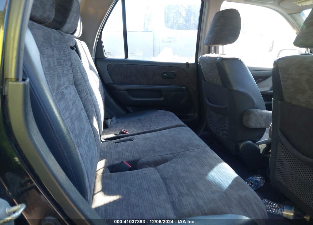 2003 HONDA CR-V LX VIN: SHSRD68433U102462