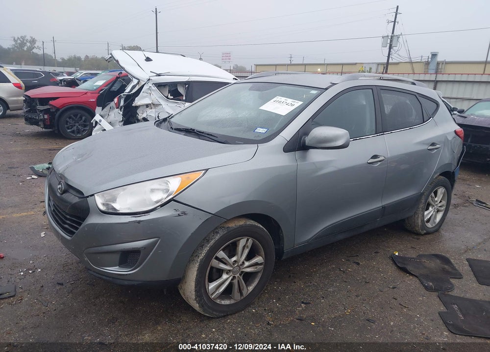 2010 HYUNDAI TUCSON GLS VIN: KM8JU3AC8AU096291
