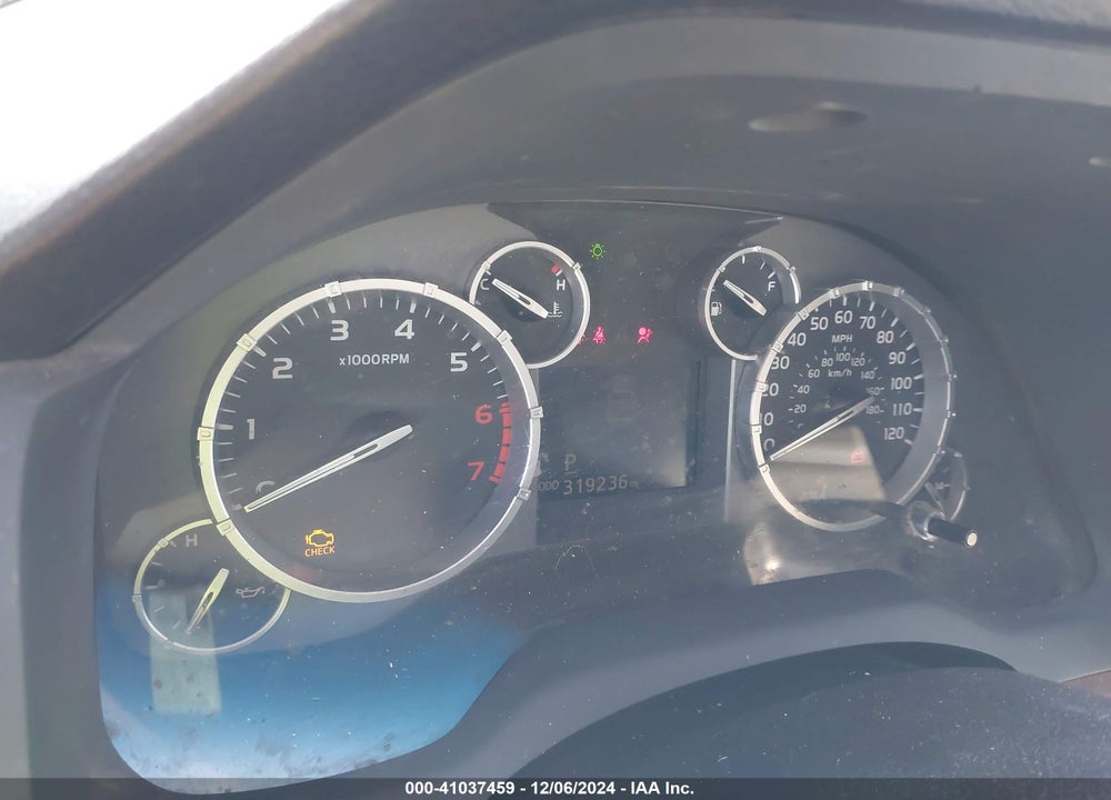 2016 TOYOTA TUNDRA LIMITED 5.7L V8 VIN: 5TFFW5F19GX205145