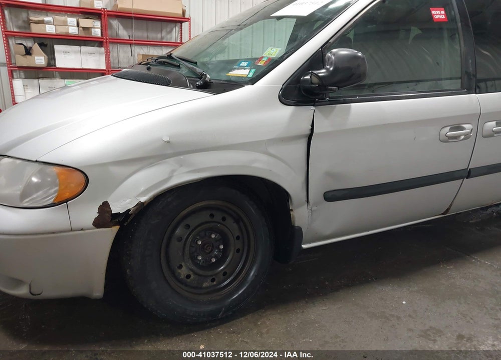2005 DODGE CARAVAN SXT VIN: 1D4GP45R85B130096