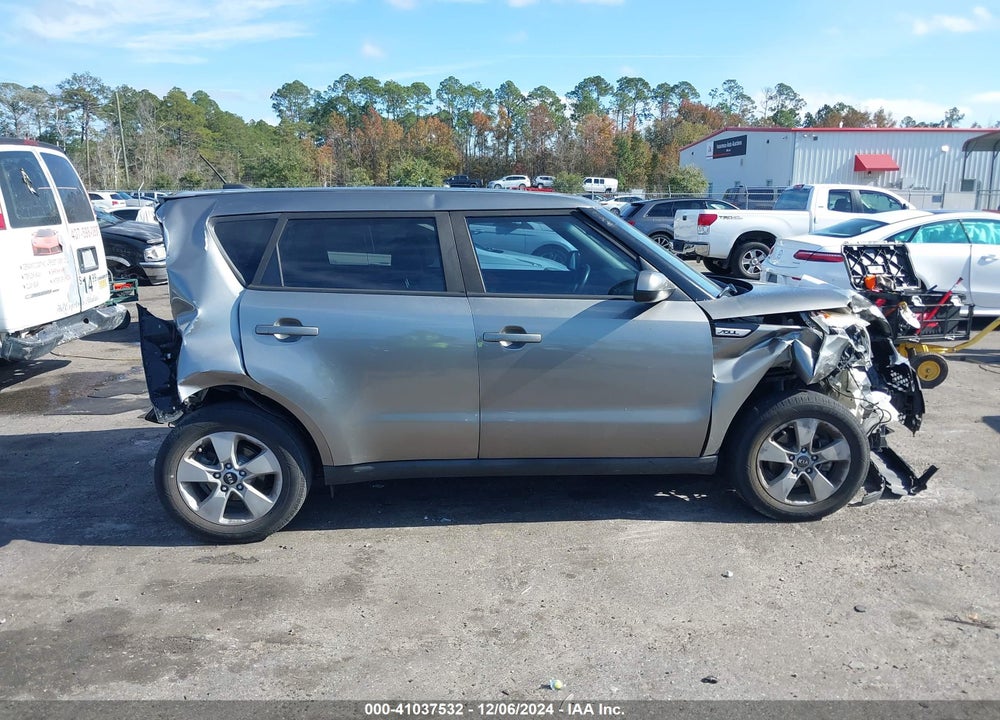 2018 KIA SOUL VIN: KNDJN2A26J7523386