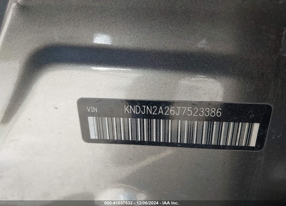 2018 KIA SOUL VIN: KNDJN2A26J7523386