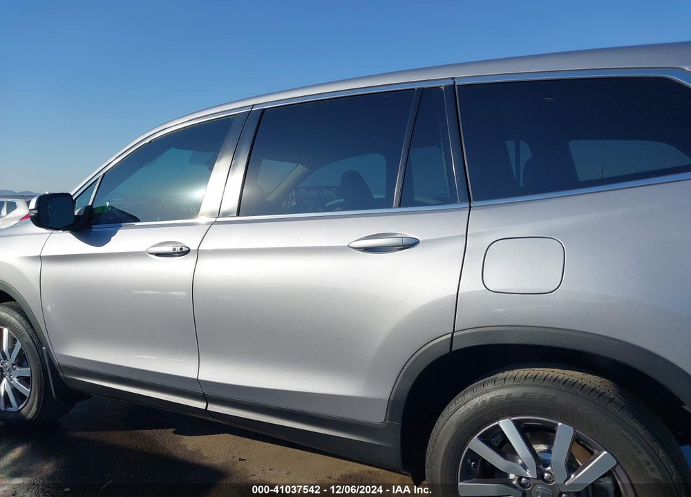 2021 HONDA PILOT 2WD EX-L VIN: 5FNYF5H51MB036284