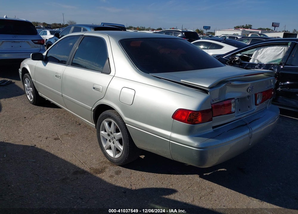 2000 TOYOTA CAMRY CE VIN: 4T1BG22K9YU010458