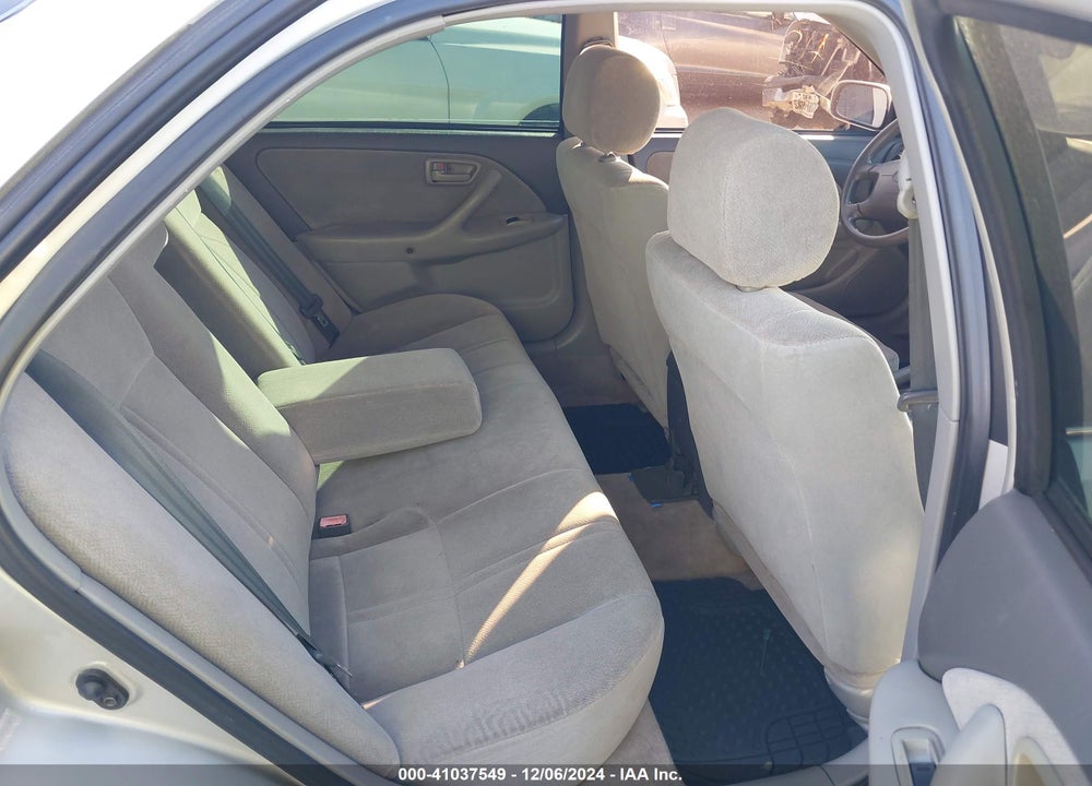 2000 TOYOTA CAMRY CE VIN: 4T1BG22K9YU010458
