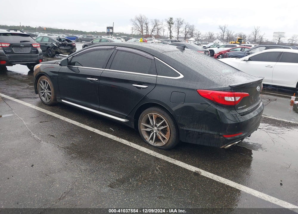 2015 HYUNDAI SONATA SPORT 2.0T VIN: 5NPE34AB8FH042335