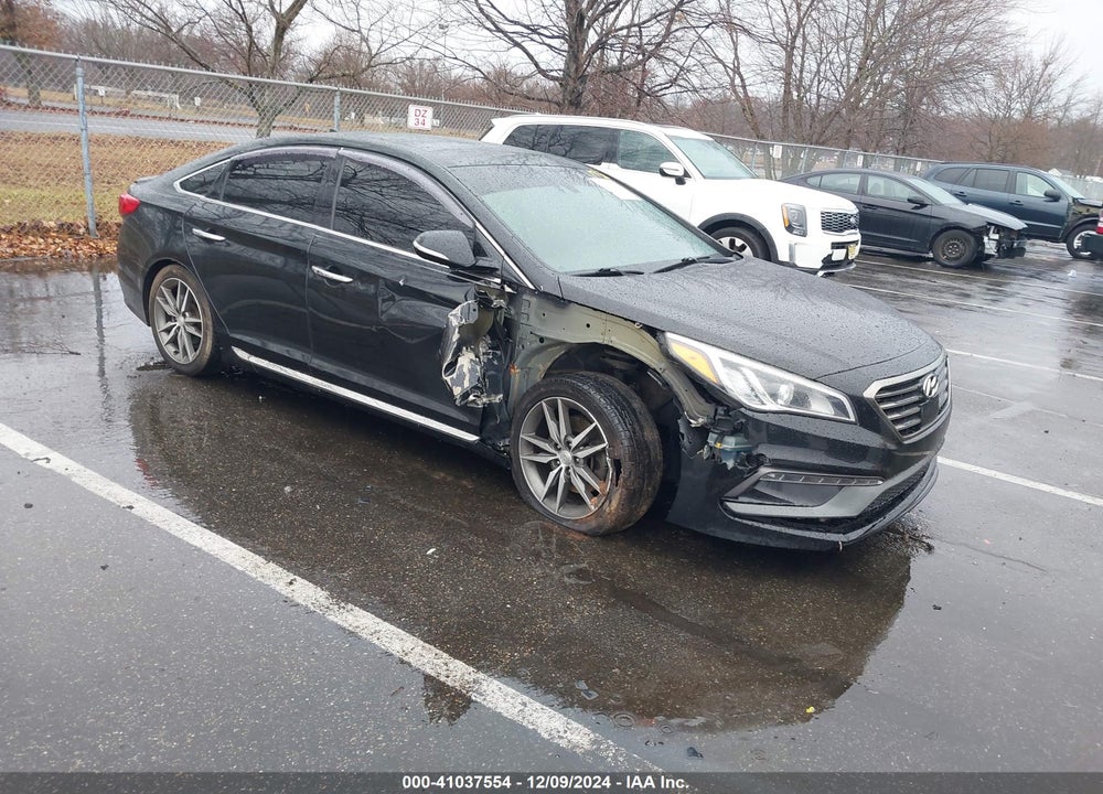 2015 HYUNDAI SONATA SPORT 2.0T VIN: 5NPE34AB8FH042335