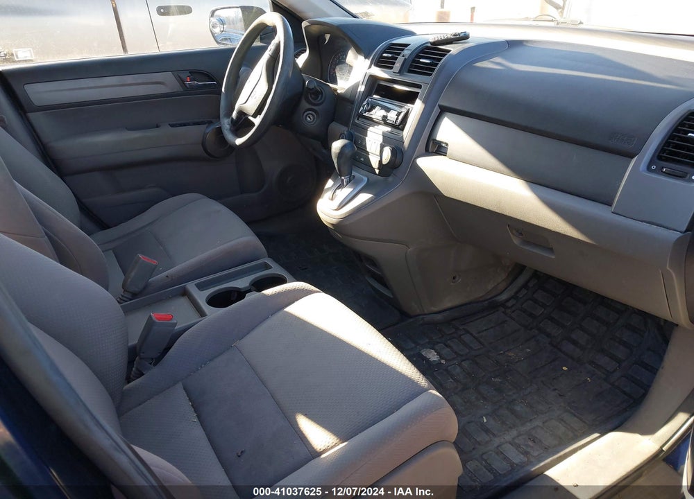 2009 HONDA CR-V LX VIN: JHLRE48349C011466