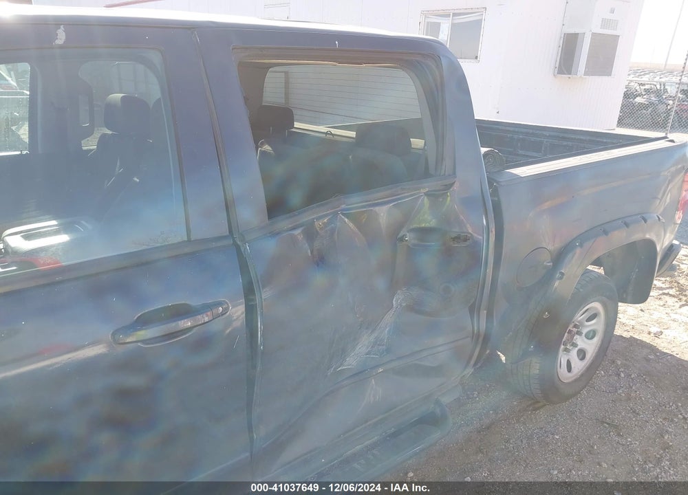 2017 CHEVROLET SILVERADO 1500 2LT VIN: 3GCUKREC2HG268011
