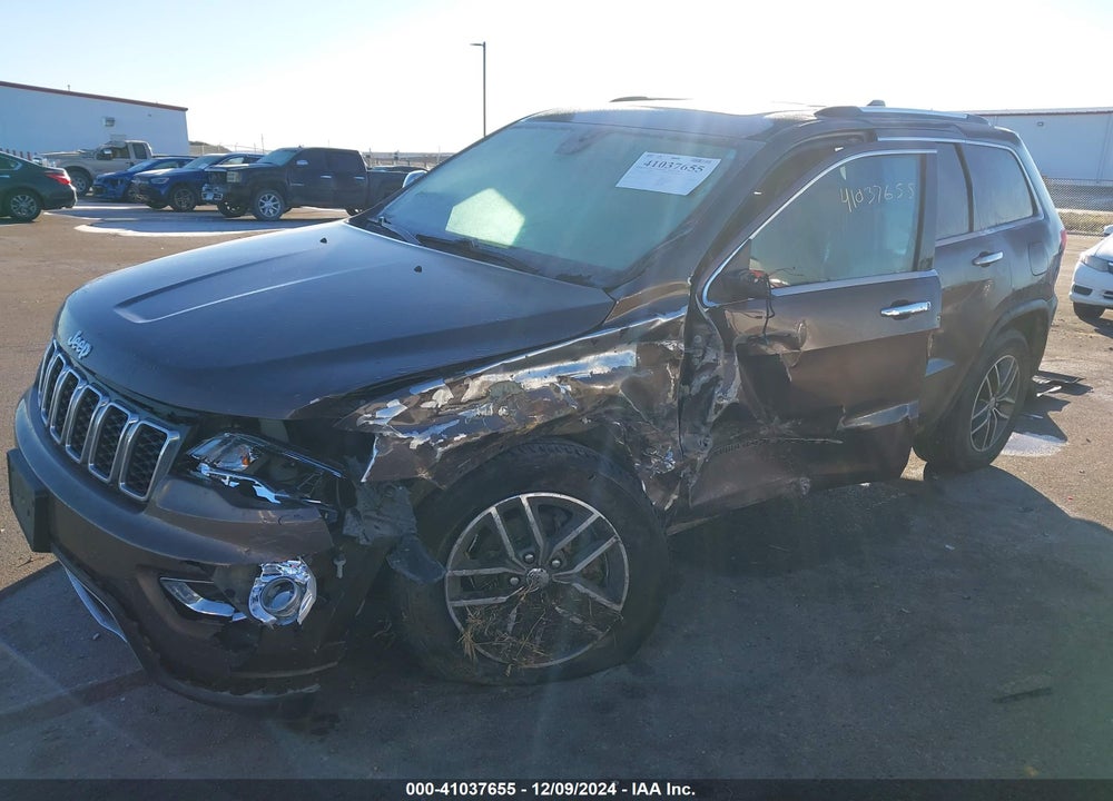 2017 JEEP GRAND CHEROKEE VIN: 1C4RJFBG0HC842106