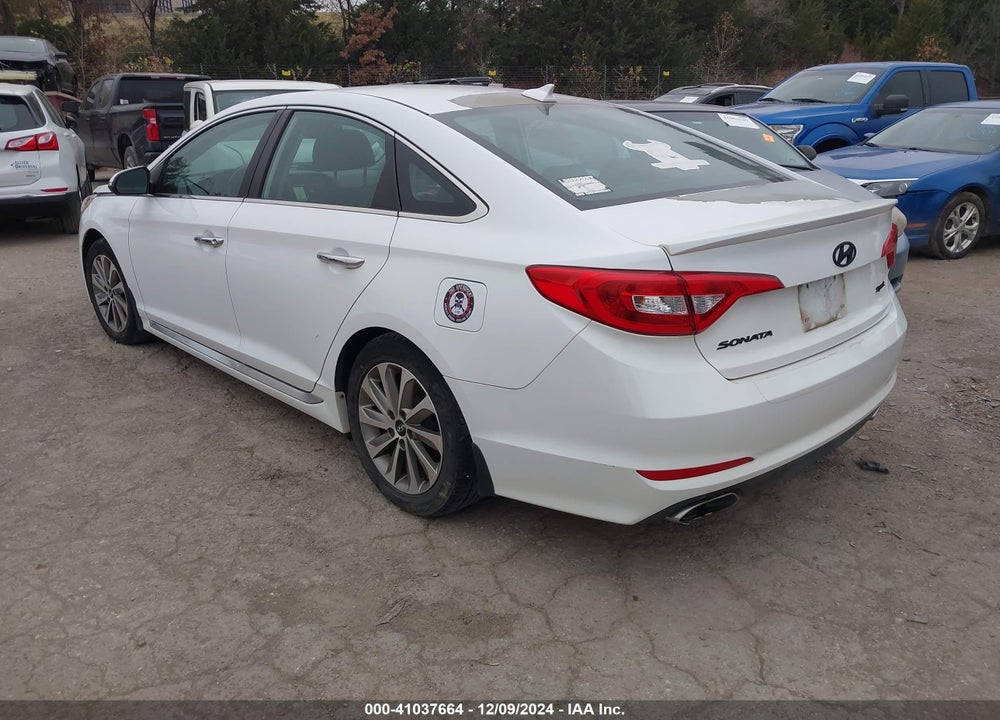 2015 HYUNDAI SONATA VIN: 5NPE34AF8FH169315