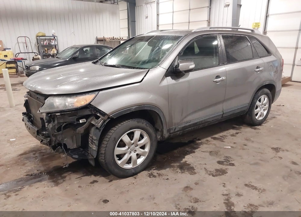 2012 KIA SORENTO LX VIN: 5XYKT3A65CG242396