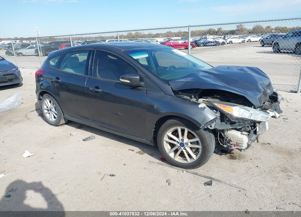 2016 FORD FOCUS SE VIN: 1FADP3K28GL294386