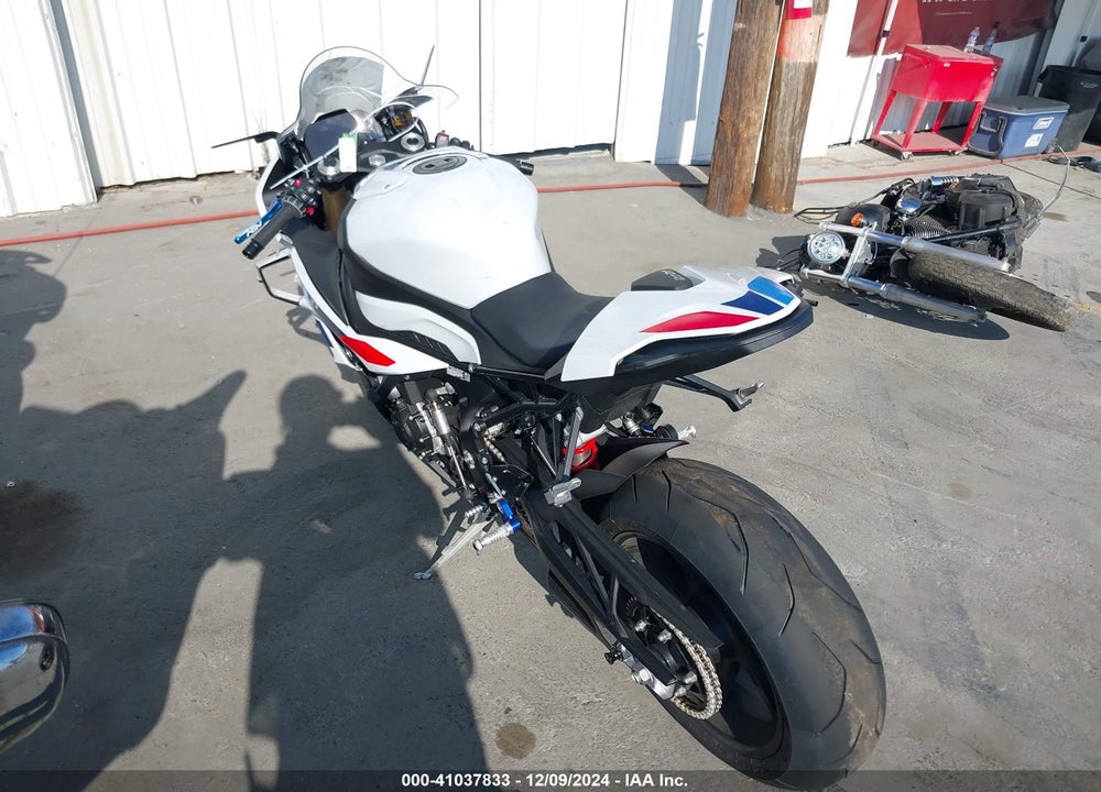 2024 BMW S 1000 RR VIN: WB10E6307R6J81055
