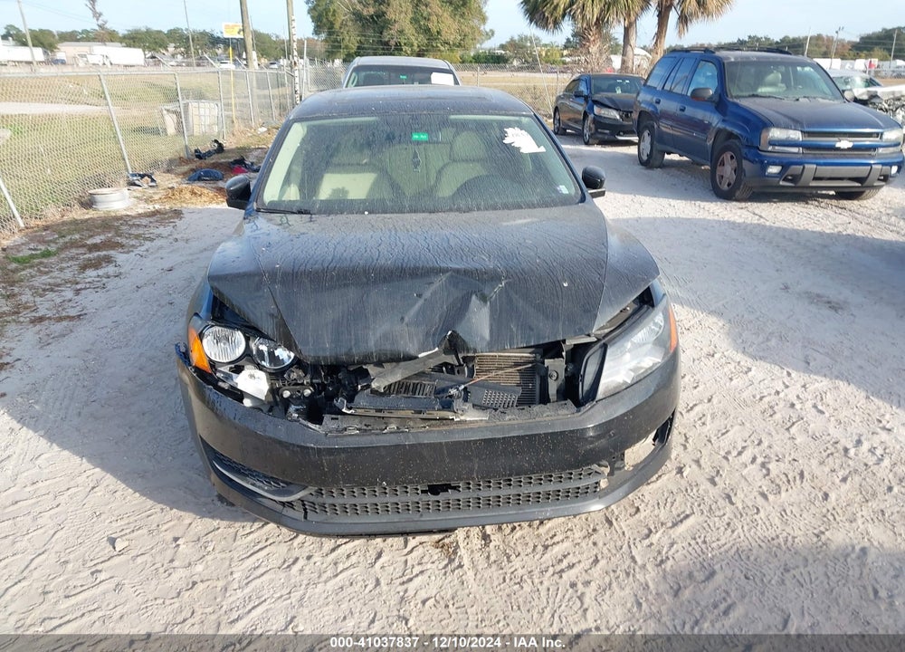 2013 VOLKSWAGEN PASSAT 2.5L SE VIN: 1VWBH7A32DC000781