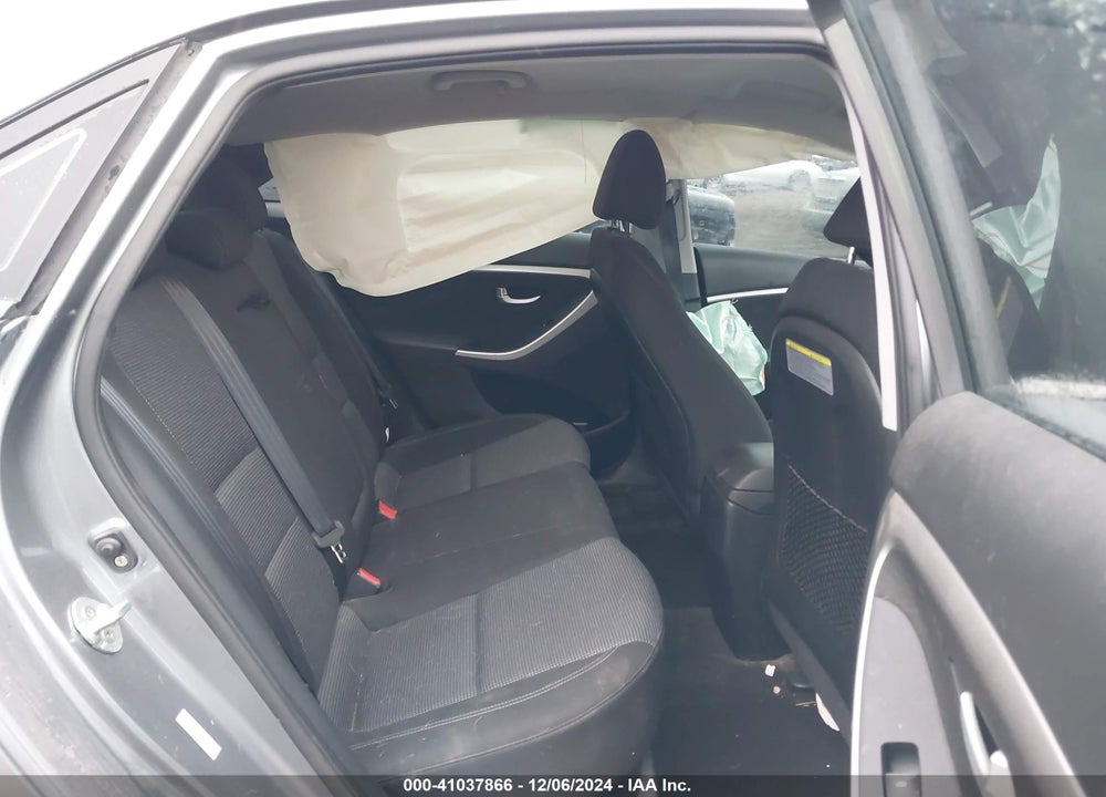 2016 HYUNDAI ELANTRA GT VIN: KMHD35LH5GU299720