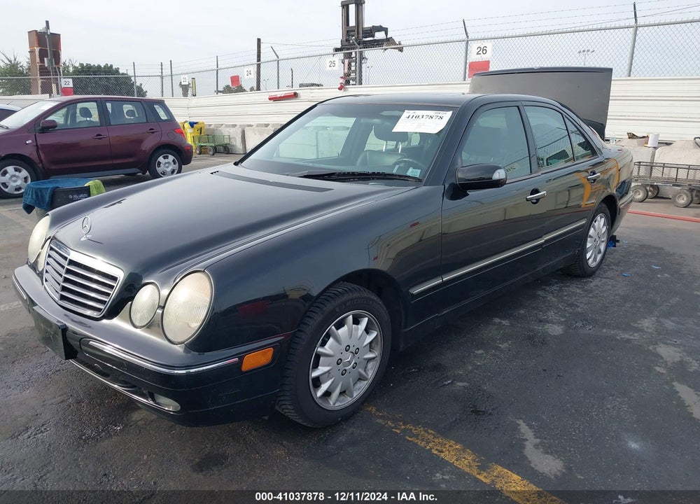 2000 MERCEDES-BENZ E 320 VIN: WDBJF65J6YB004382