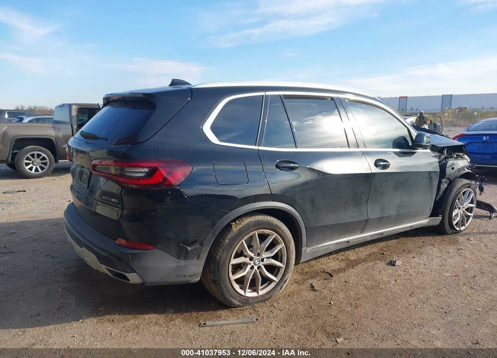 2022 BMW X5 XDRIVE40I VIN: 5UXCR6C02N9L56226