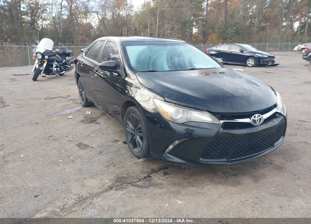 2017 TOYOTA CAMRY SE VIN: 4T1BF1FK4HU673654