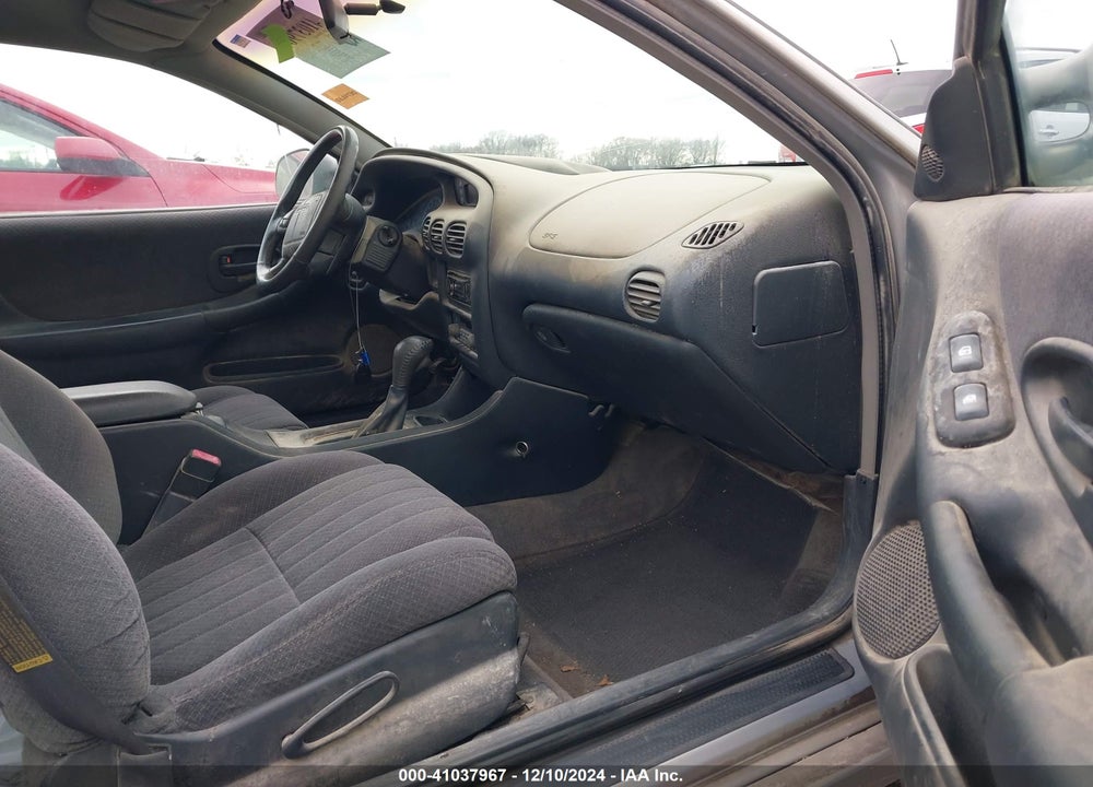 2000 PONTIAC GRAND PRIX GT VIN: 1G2WP12KXYF193152