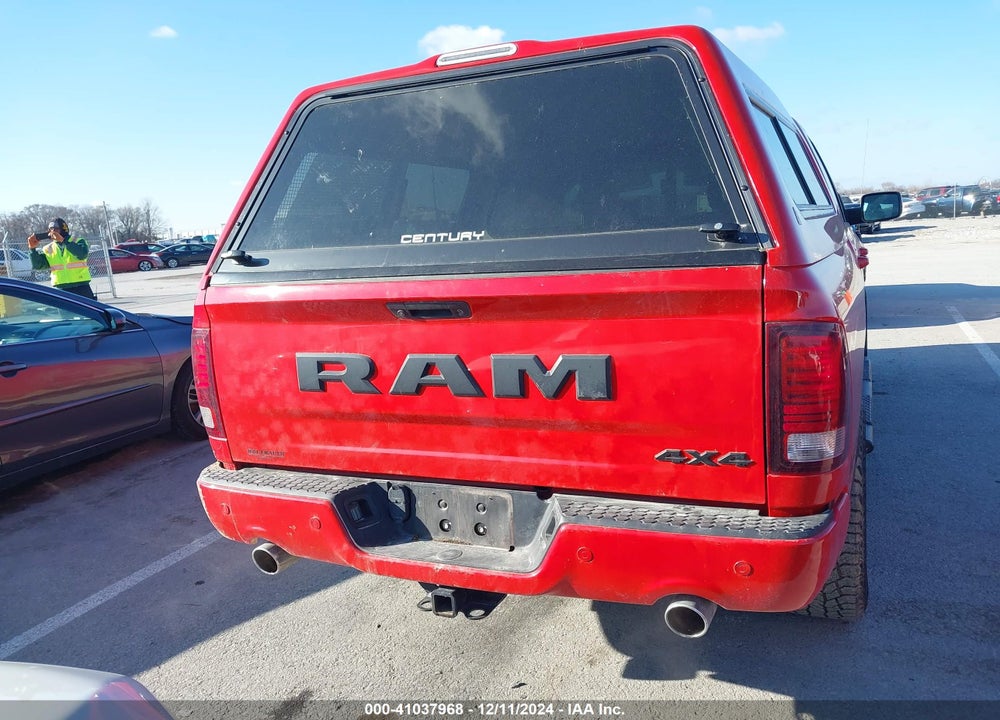 2017 RAM 1500 NIGHT 4X4 5'7 BOX VIN: 1C6RR7MT5HS771751