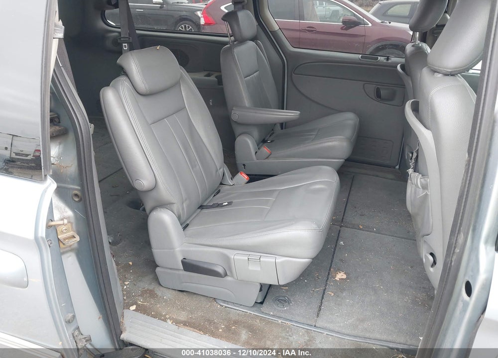 2005 CHRYSLER TOWN & COUNTRY TOURING VIN: 2C4GP54L65R571582