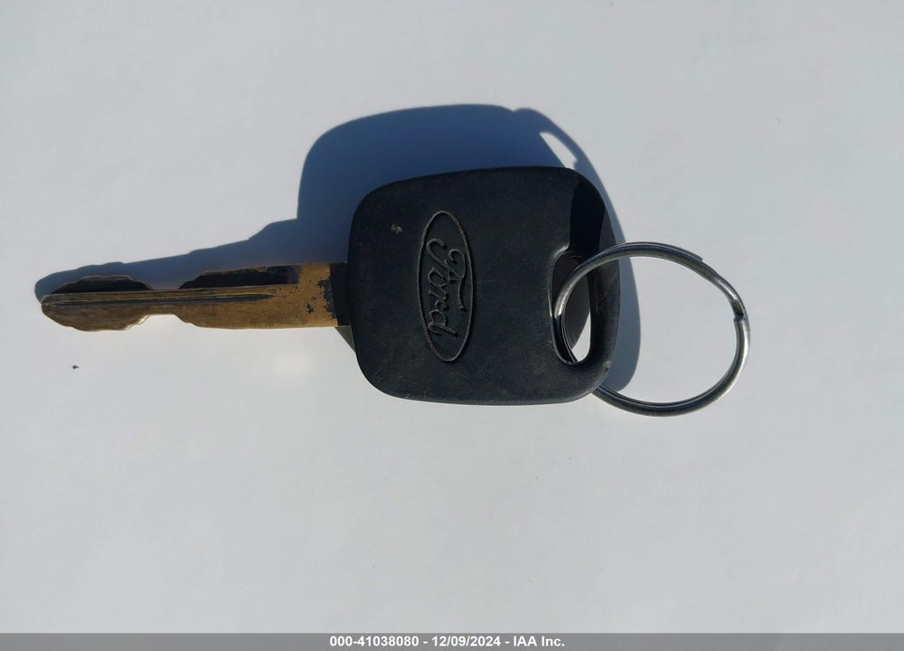 2005 FORD FOCUS ZX4 VIN: 1FAFP34N65W306269